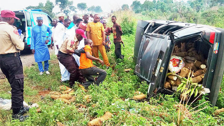 18 Passengers Burnt to Death in Accident