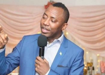 DSS frees Sowore, Bakare after court order, pays fine