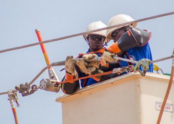 Electricity workers suspend strike, reps back agreement with FG