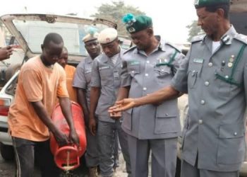 Customs intercepts smuggled rice in gas cylinders