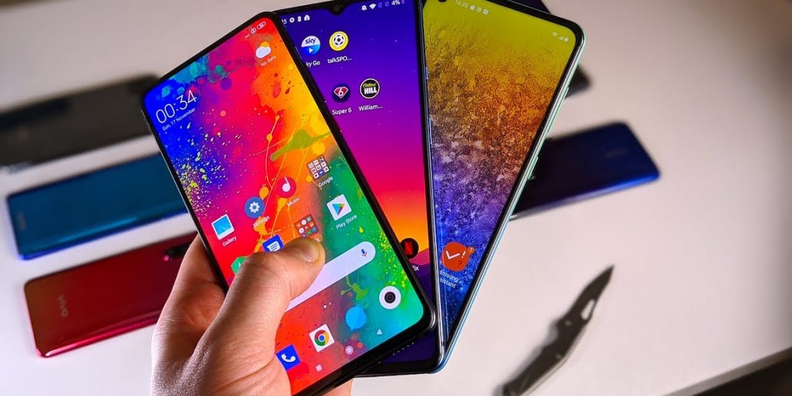 Nigerians want smartphones below $100 as disposable income drops