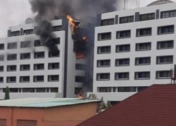 Fire razes parts of Nigeria’s Treasury House