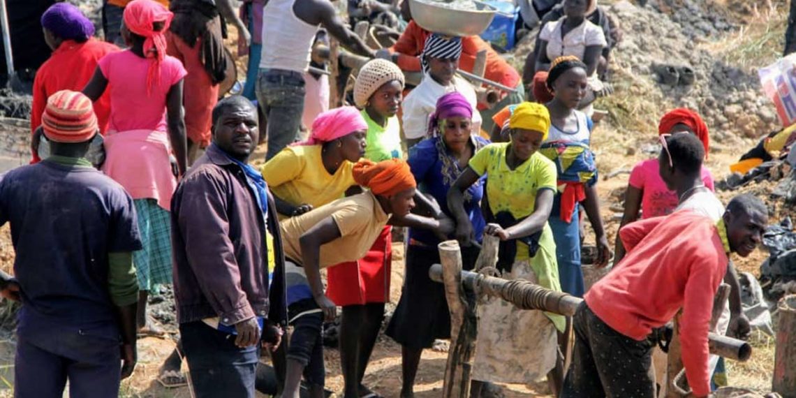 Illegal gold mining rips Nigeria off forex revenue