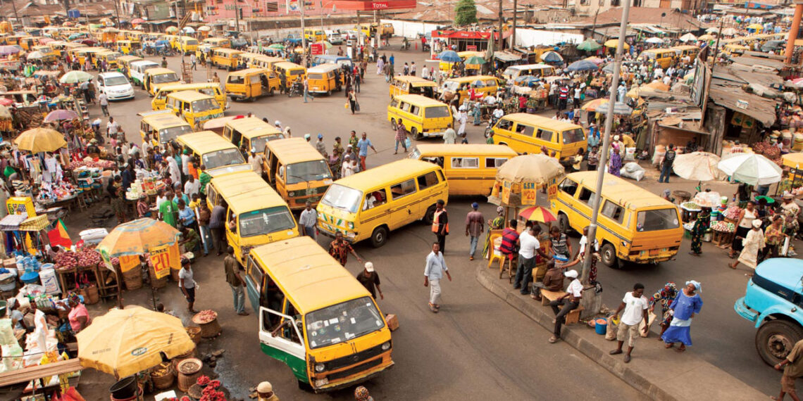 Many Nigerians struggle to survive as safety nets, incomes weaken