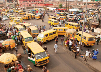 Many Nigerians struggle to survive as safety nets, incomes weaken