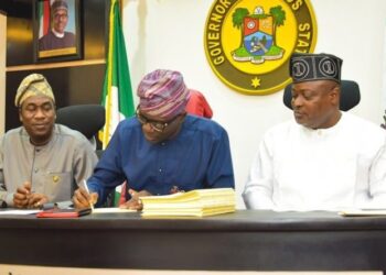 States Cautious on Ending Ex-govs, Deputies’ Pension
