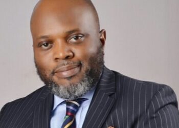 Expert Proffers Ways to Firm-up Naira, Hails CBN on Managed-Floating