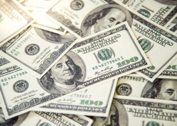 Banks ration forex sales as scarcity bites