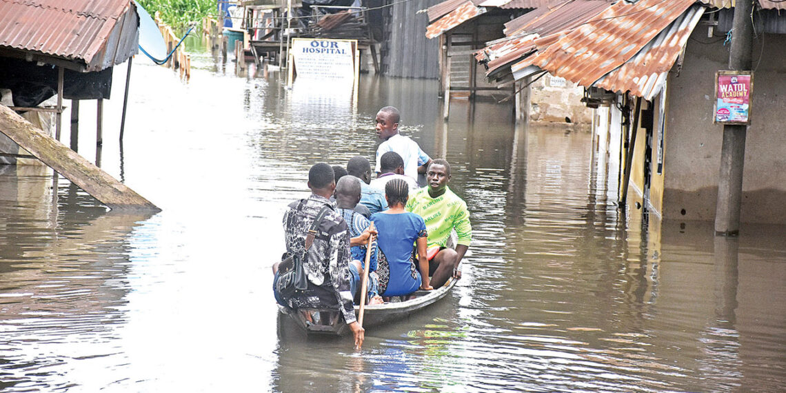Inflation peaks mildly as flood sounds food crisis alarm bell
