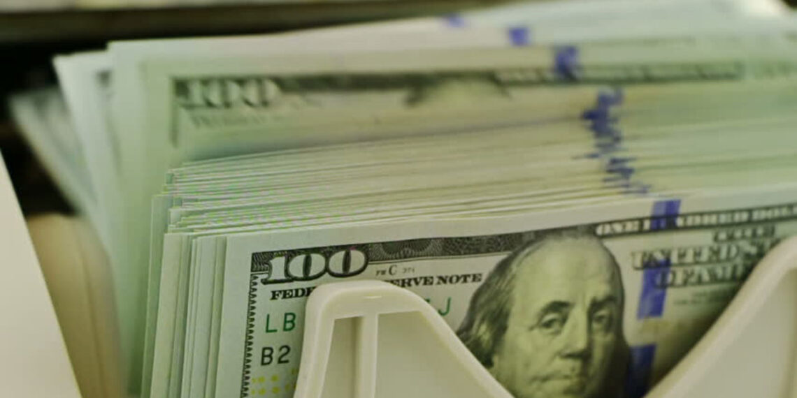 Banks induce customers on conversion of dollar deposits to naira